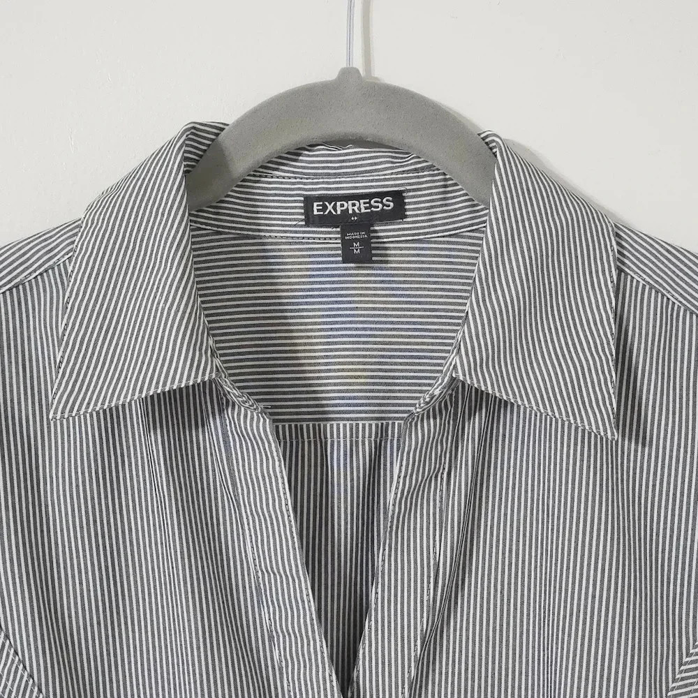 ✨️4/$20. Original Essential Shirt, Button Down Career Wear, Fitted Pin Stripe, M - Picture 5 of 15